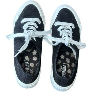Mad Love Fran black sneakers white soles Sz 9